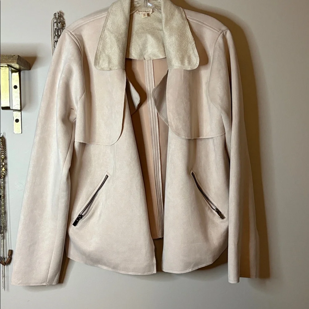 Hem & Thread Cream Textured Jacket extremely soft - Picture 10 of 10